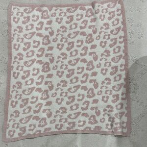 Pink cheetah barefoot dreams baby blanket
